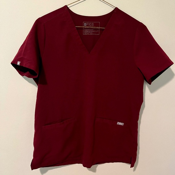 Figs Casma Three-Pocket Scrub Top Burgundy - Picture 1 of 5